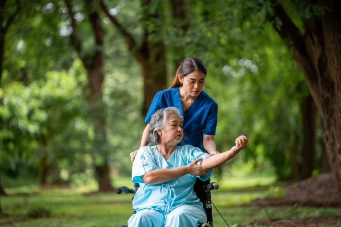 Why Elderly Need A Personalized Medication Plan?